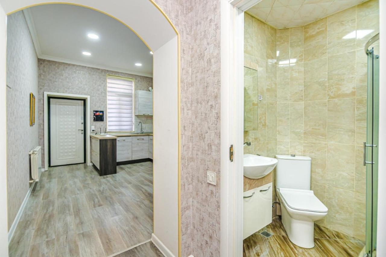 M Estate 1 Room Targovu Baku Ngoại thất bức ảnh