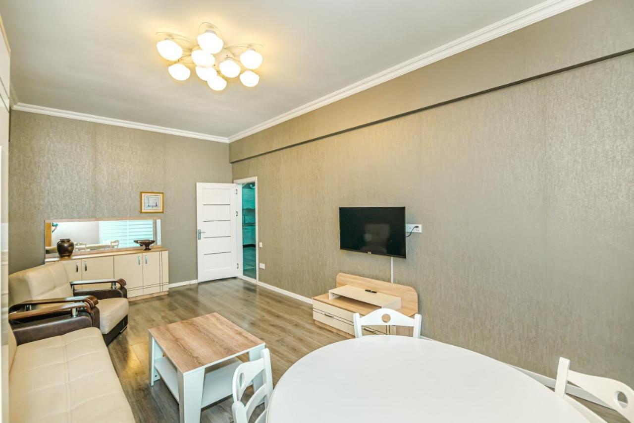 M Estate 1 Room Targovu Baku Ngoại thất bức ảnh