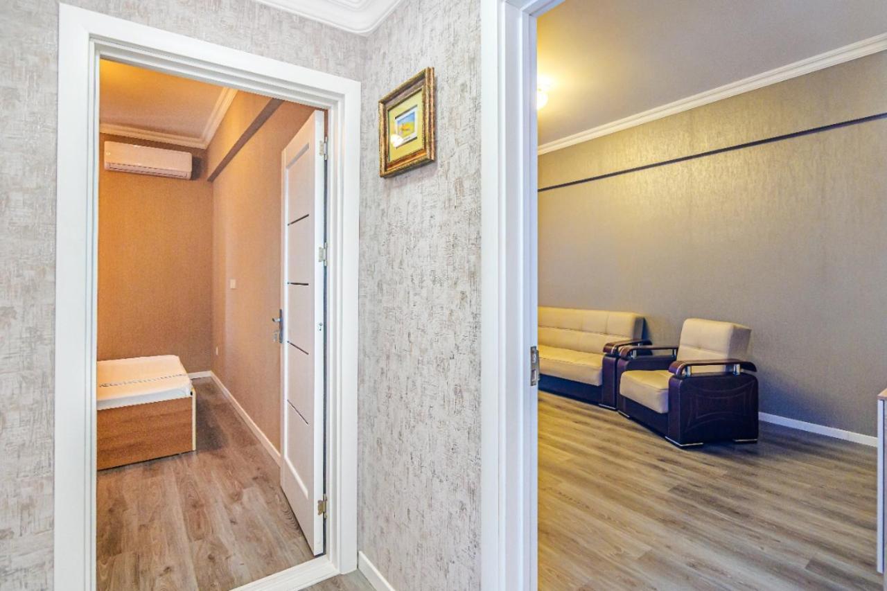 M Estate 1 Room Targovu Baku Ngoại thất bức ảnh