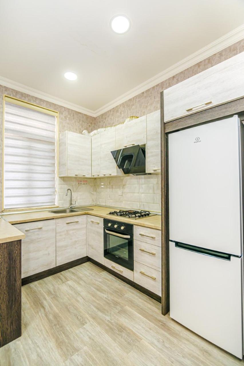 M Estate 1 Room Targovu Baku Ngoại thất bức ảnh