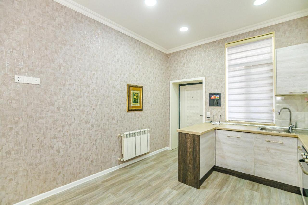 M Estate 1 Room Targovu Baku Ngoại thất bức ảnh