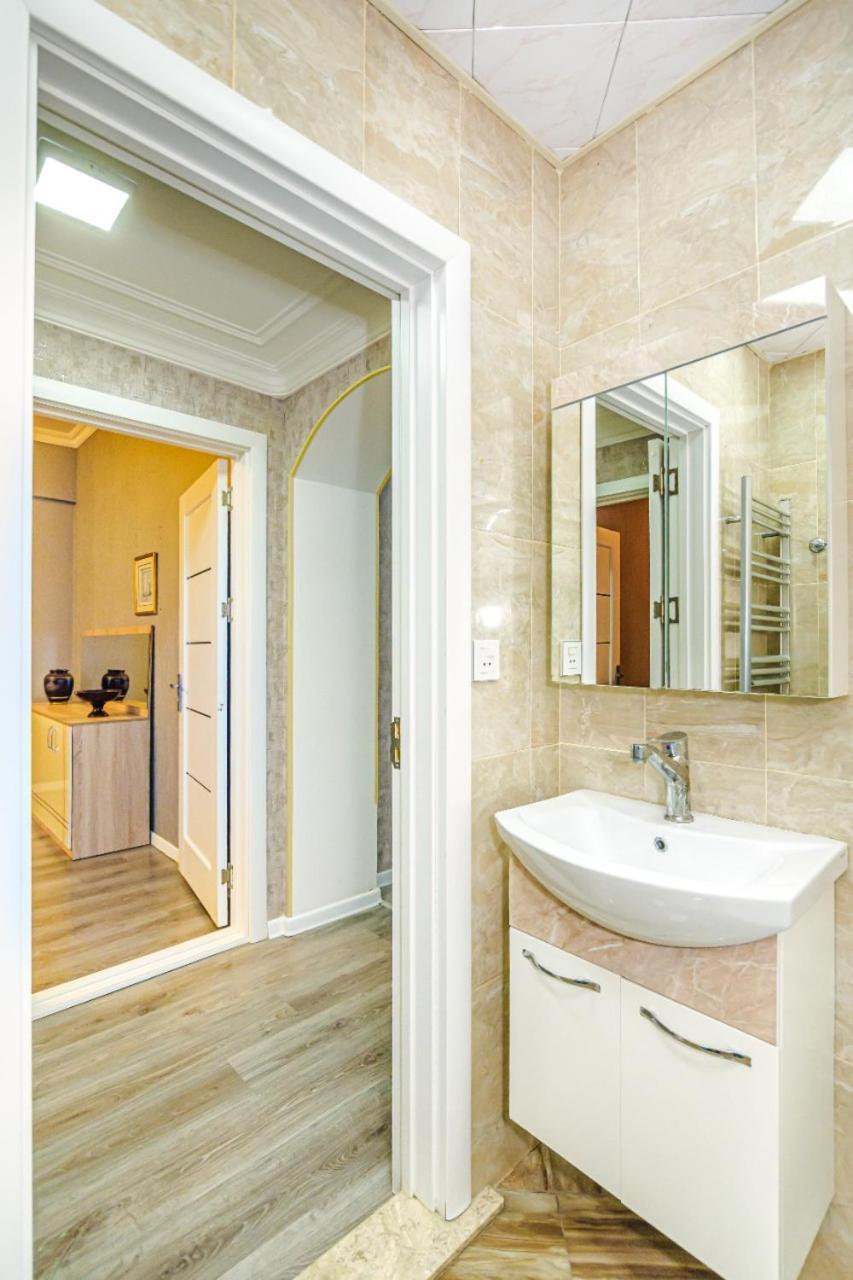 M Estate 1 Room Targovu Baku Ngoại thất bức ảnh
