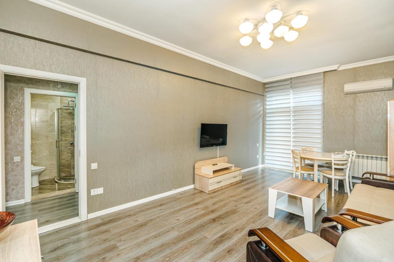 M Estate 1 Room Targovu Baku Ngoại thất bức ảnh